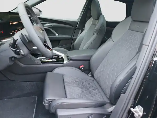 AUDI SQ5 3.0 TSI S tronic (8/16)