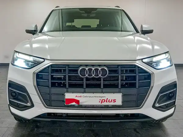AUDI Q5 50 TFSI e qu Stadt Business virtual Pano Navi+ (3/21)