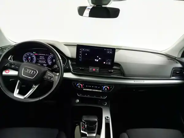 AUDI Q5 50 TFSI e qu Stadt Business virtual Pano Navi+ (10/21)