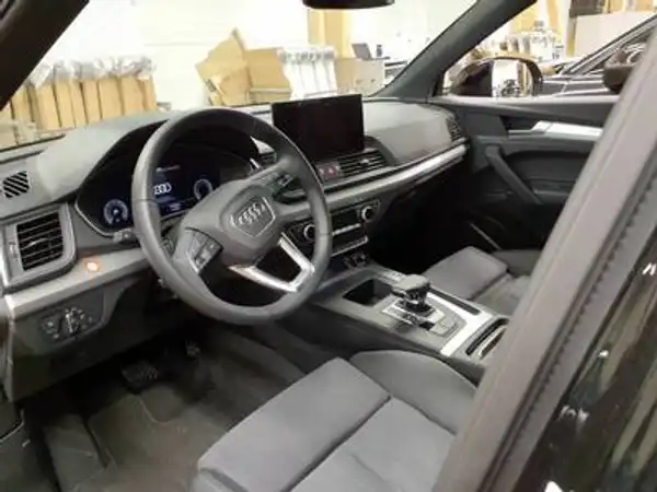 AUDI Q5 Sportback advanced 45 TFSI qu 5JGar MATRIX virtual Spur Pano (4/4)