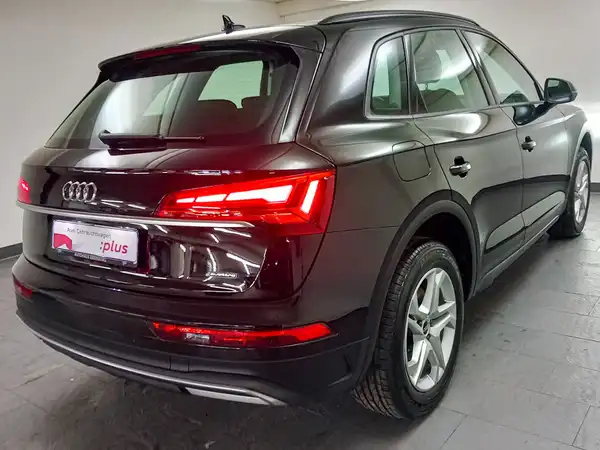 AUDI Q5 50 TFSI e qu Hybrid Stadt Tour ACC Spur virtual (7/18)