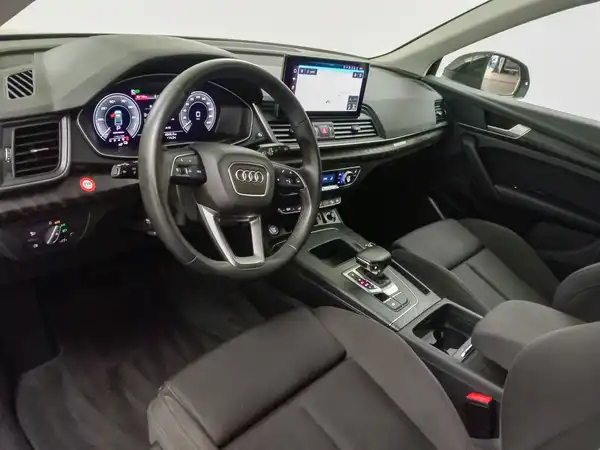 AUDI Q5 50 TFSI e qu Hybrid Stadt Tour ACC Spur virtual (9/18)