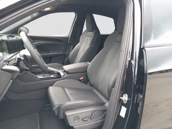 AUDI Q5 Sportback edition one TDI (8/16)
