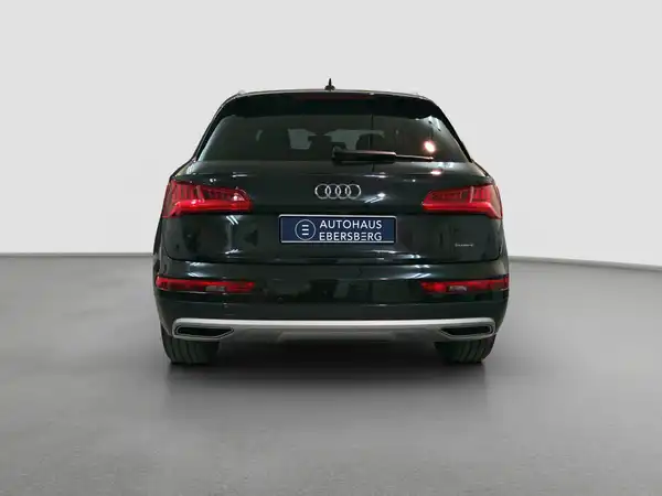 AUDI Q5 design 50 TDI qu. Tour AHK Kamera Pano Virtuel LED (6/17)