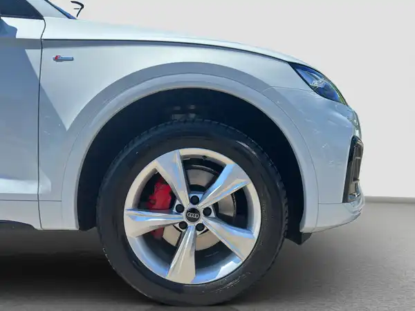 AUDI Q5 Sportback S line 40 TFSI qu. 5JGAR Tour MATRIX Virtual (17/17)