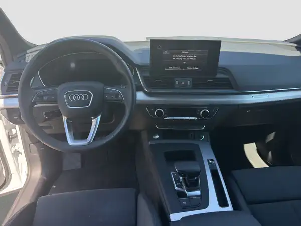 AUDI Q5 Sportback S line 40 TFSI qu. 5JGAR Tour MATRIX Virtual (10/17)