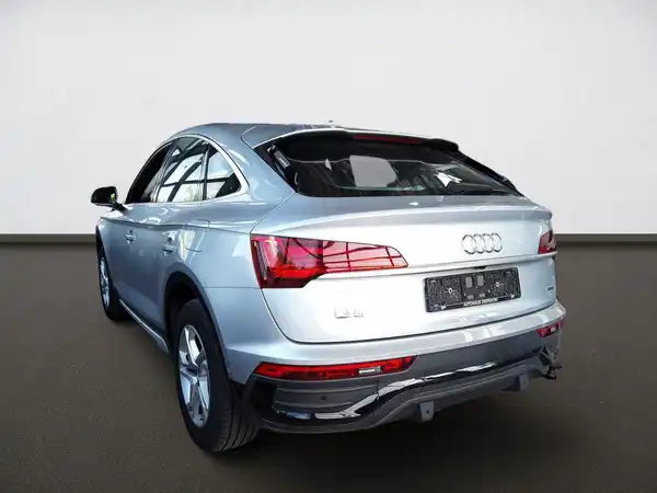 AUDI Q5 Sportback advanced 50 TFSI e quattro (4/8)