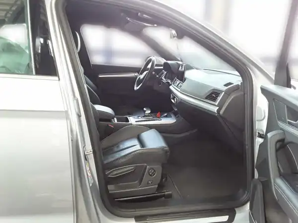 AUDI Q5 Sportback advanced 50 TFSI e quattro (7/8)