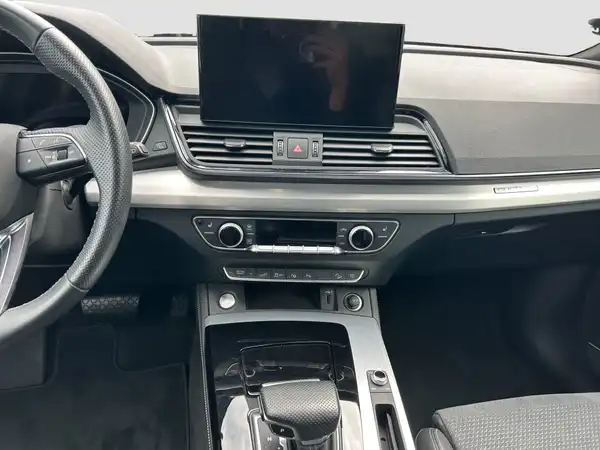 AUDI Q5 S line 55 TSFI e quattro (12/16)