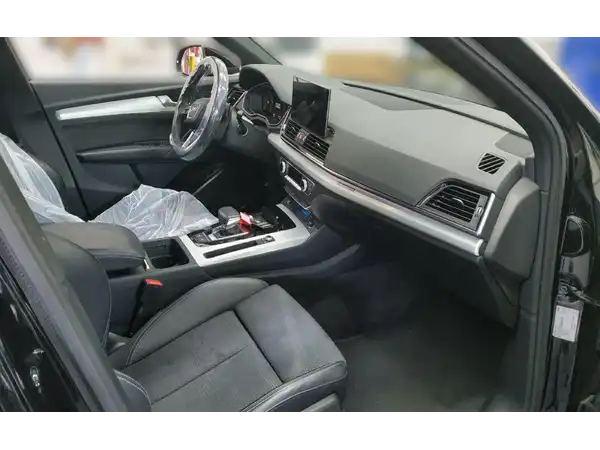 AUDI Q5 S line 40 TDI quattro (4/4)