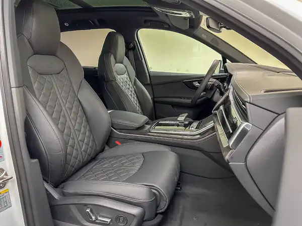 AUDI Q7 S line 50 TDI quattro (16/21)