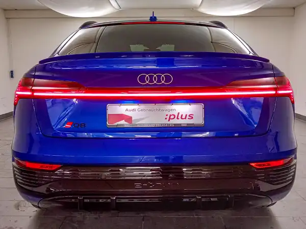 AUDI Q8 e-tron Sportback S line 55 e-qu 5JGar 2xLaden HUD Tour Stadt MTRX (6/20)
