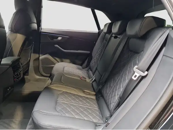 AUDI SQ8 SUV 4.0 TSFI (9/17)