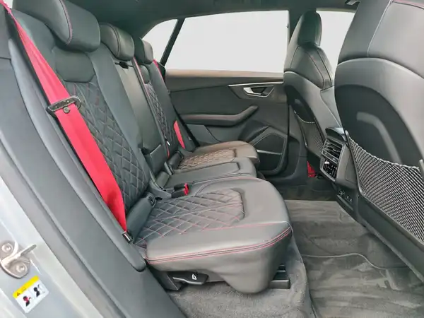 AUDI Q8 50 TDI qu (15/16)
