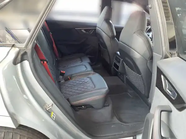 AUDI Q8 50 TDI qu (7/7)