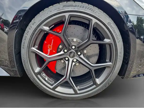 AUDI RS 6 Avant performance (17/17)