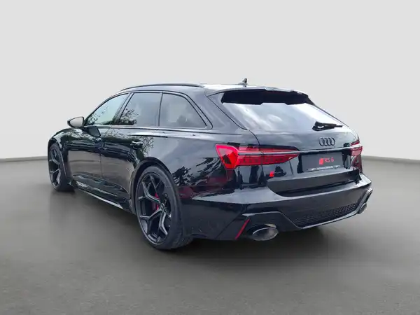 AUDI RS 6 Avant performance (7/17)