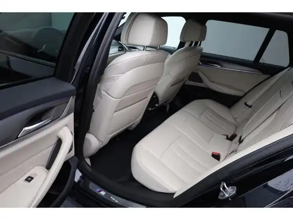 BMW 540d xDrive Tour (12/28)
