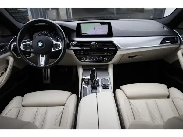 BMW 540d xDrive Tour (14/28)