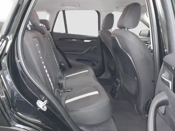 BMW X1 sDrive 18i Advantage Business Navi LED LenkHzg (14/17)