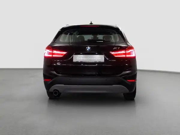 BMW X1 sDrive 18i Advantage Business Navi LED LenkHzg (6/17)