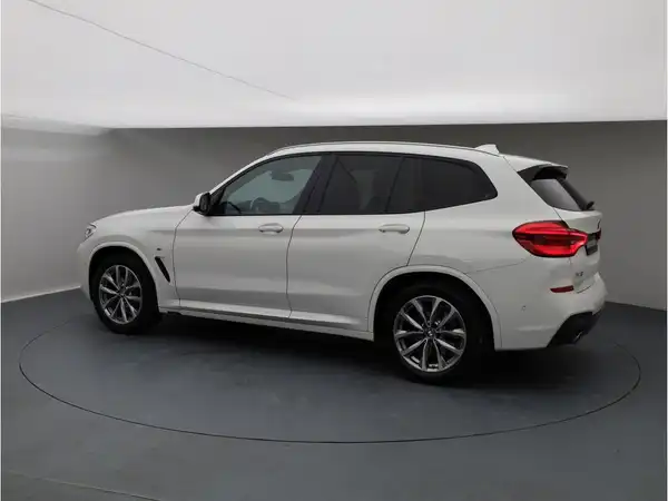 BMW X3 xDrive30i (3/26)