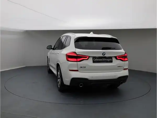 BMW X3 xDrive30i (4/26)