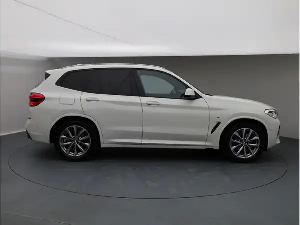 BMW X3 xDrive30i (6/26)