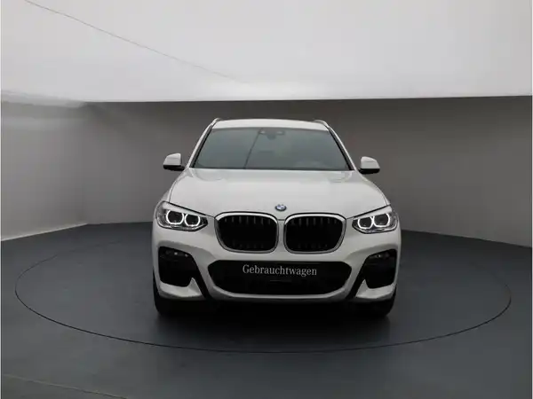 BMW X3 xDrive30i (8/26)