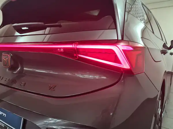CUPRA Born 240 KW VZ (12/17)