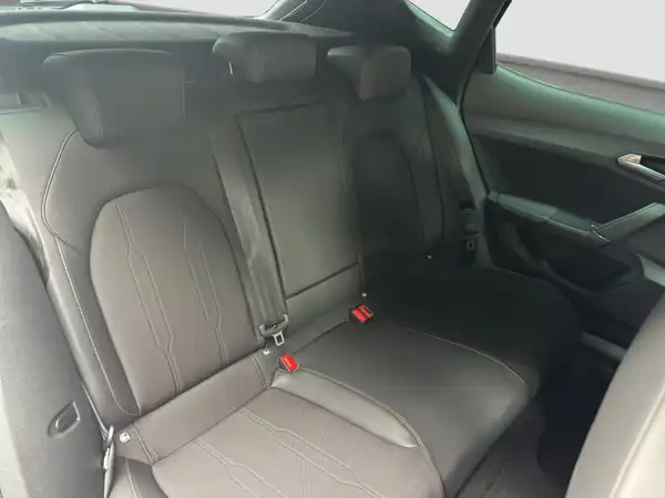 CUPRA Formentor 1.5 eTSI Winter Kamera el.Heck EDGE ACC (15/16)