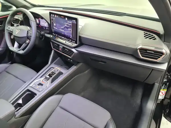 CUPRA Formentor 1.5 eTSI DSG (18/18)