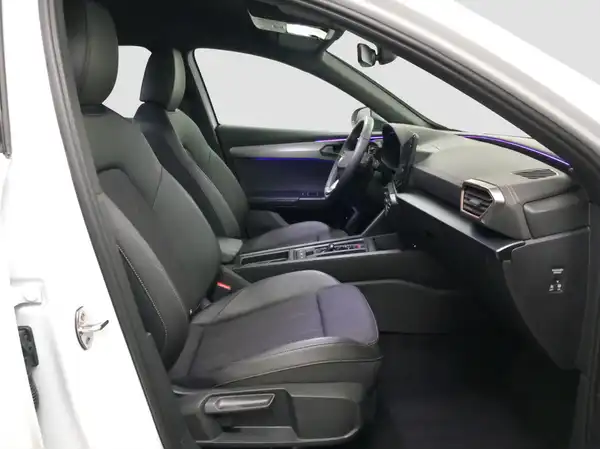 CUPRA Formentor 1.5 TSI Park-Lenk el.Heck LED Virtual Spur (15/17)