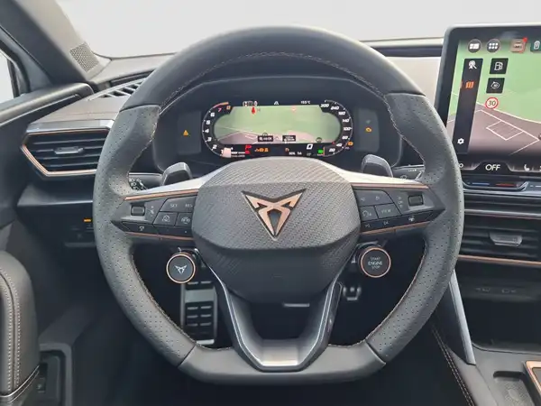 CUPRA Leon 1.5 eHybrid 150 KW DSG (11/17)