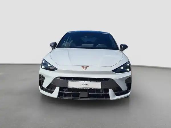 CUPRA Leon 1.5 eHybrid 150 KW DSG (3/17)