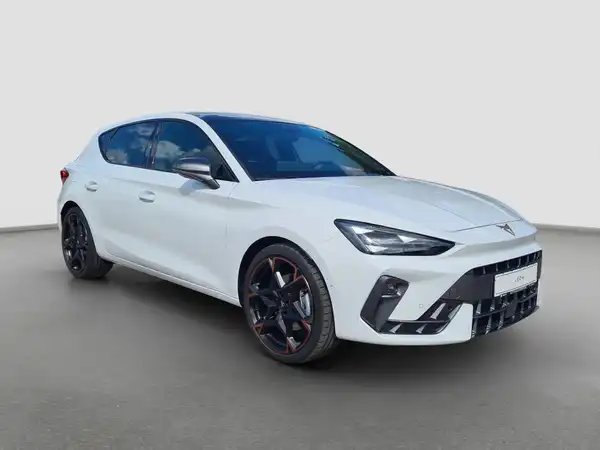 CUPRA Leon 1.5 eHybrid 150 KW DSG (4/17)