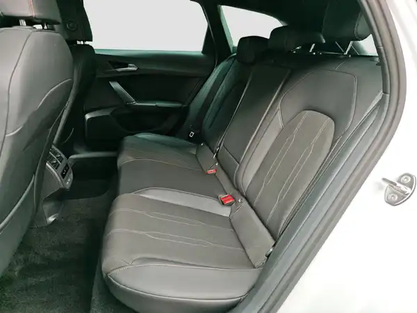 CUPRA Leon Sportstourer 1.5 eTSI ACC Navi Kamera Winter (9/16)