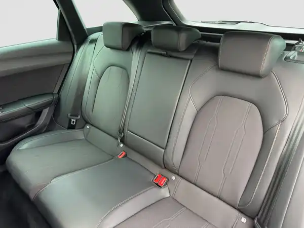 CUPRA Leon Sportstourer 1.5 TSI ACC Connect Kamera Navi Winter (9/16)