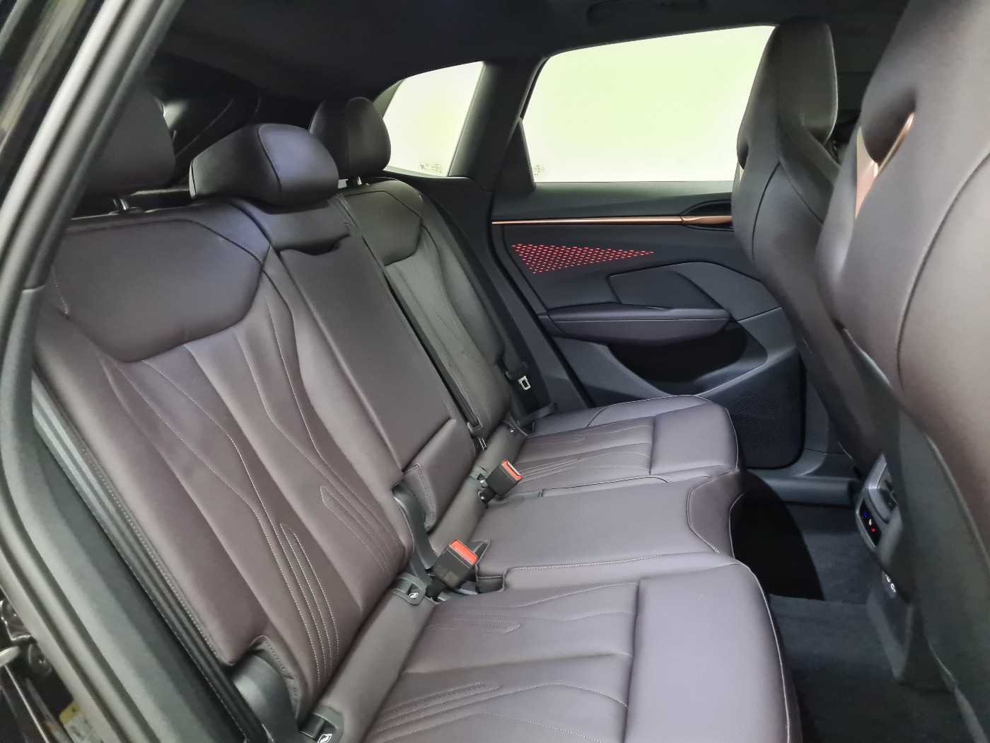 CUPRA Terramar VZ 1.5 e-HYBRID (16/18)