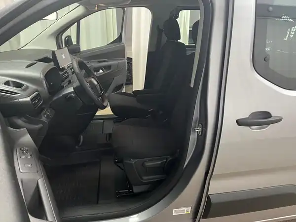 FIAT Doblo L2 Multicab (8/21)
