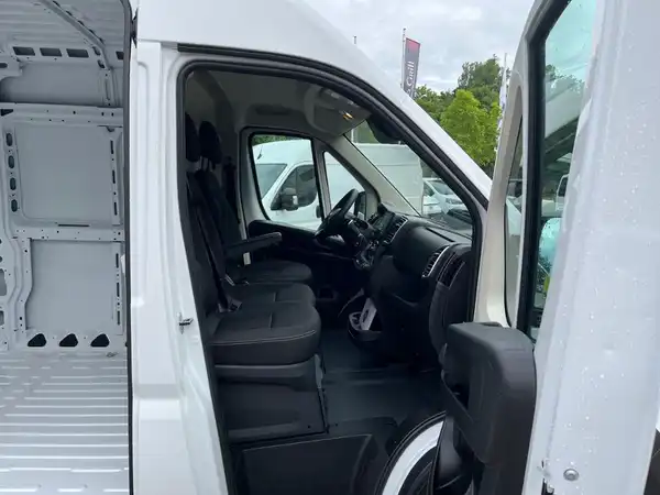 FIAT Ducato Maxi 35 L3H2 Automatik (14/15)