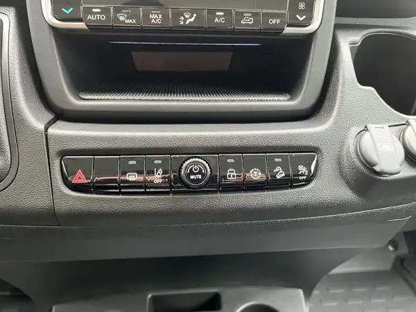 FIAT Ducato Maxi 35 L4 Kofferaufbau (15/18)