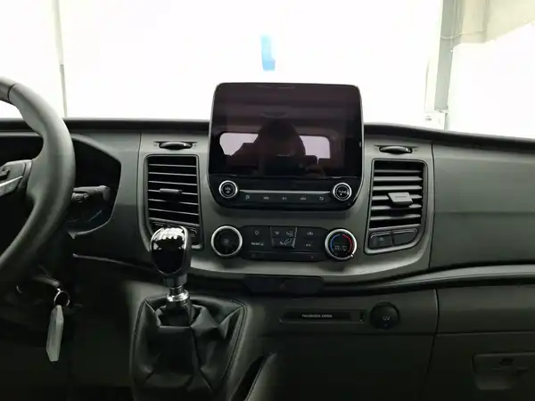 FORD Transit Custom (8/30)