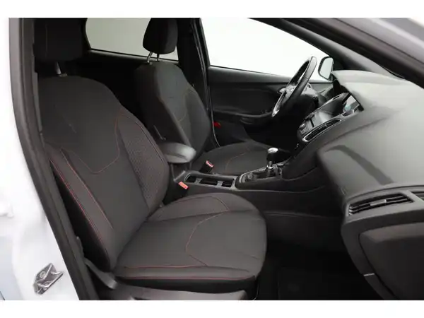 FORD Focus 1.0 EcoBoost ST-Line Start/Stopp (16/20)