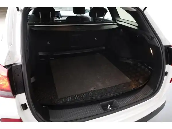 HYUNDAI i30 1.5 T-GDI Trend Mild-Hybrid (EURO 6d)(OPF) (19/21)