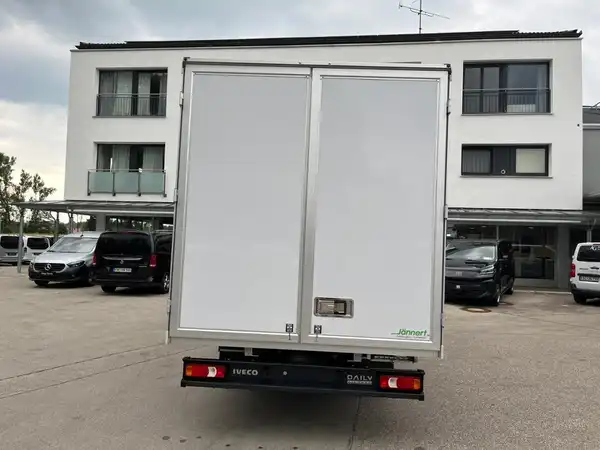 IVECO Daily 50C18HA8/P Koffer (6/23)