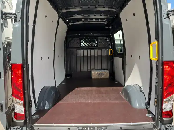 IVECO Daily 35S16AB V Automatik (16/21)