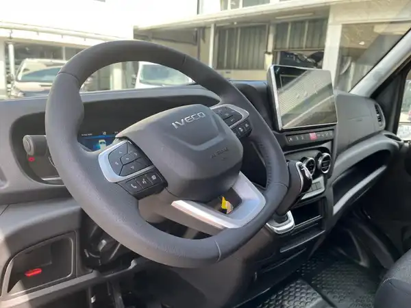 IVECO Daily 35S16AB V Automatik (9/21)