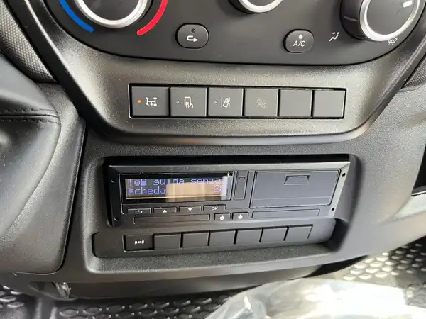 IVECO Daily 70C18H Dreiseitenkipper (13/24)