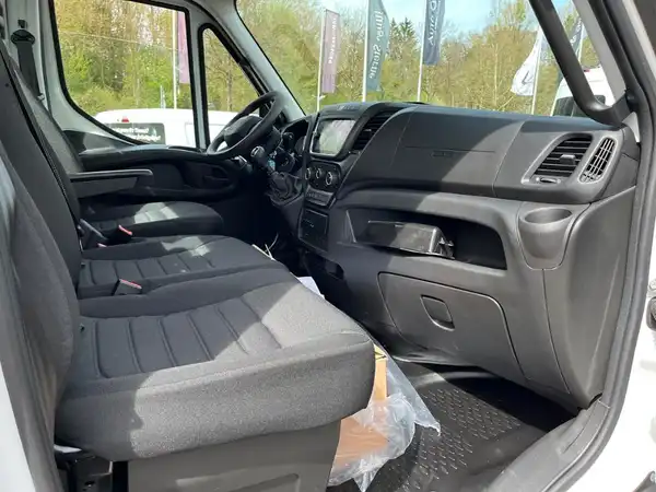 IVECO Daily 70C18H Dreiseitenkipper (18/24)